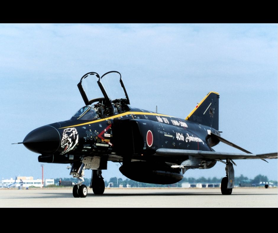 F4 phantom 8SQ