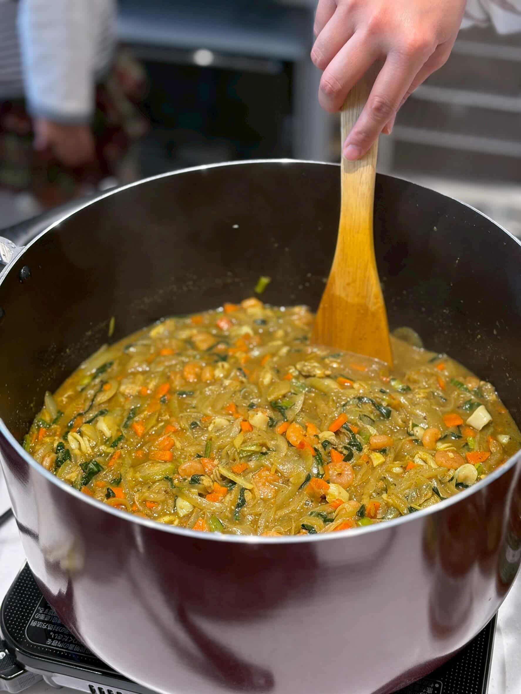 シーフードミックスで幸せカレー🦐
